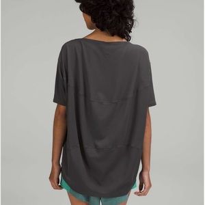 Lululemon Back In Action Short Sleeve T Shirt, Nulu, Graphite Gray, Size 12